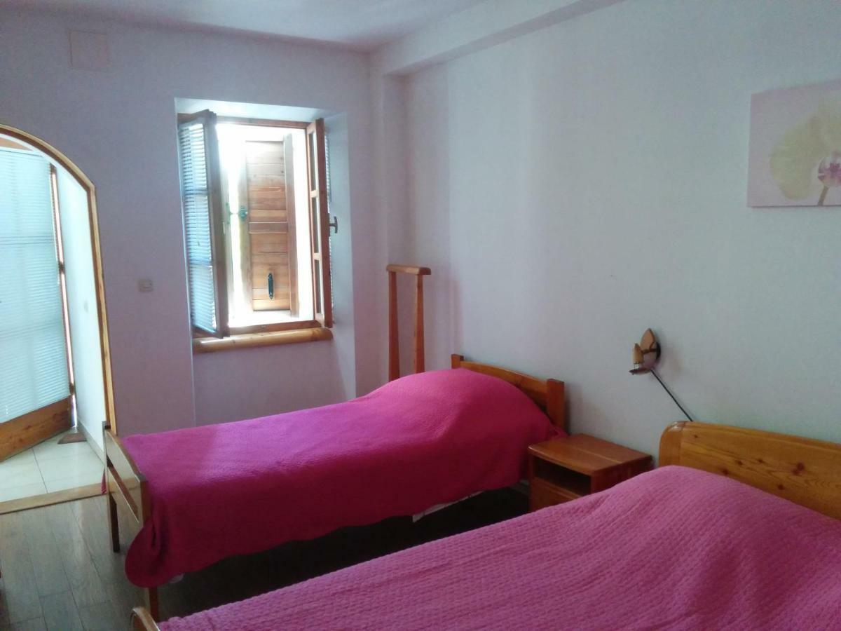 Apartment In A Beautiful Bay Sascica 萨利 外观 照片